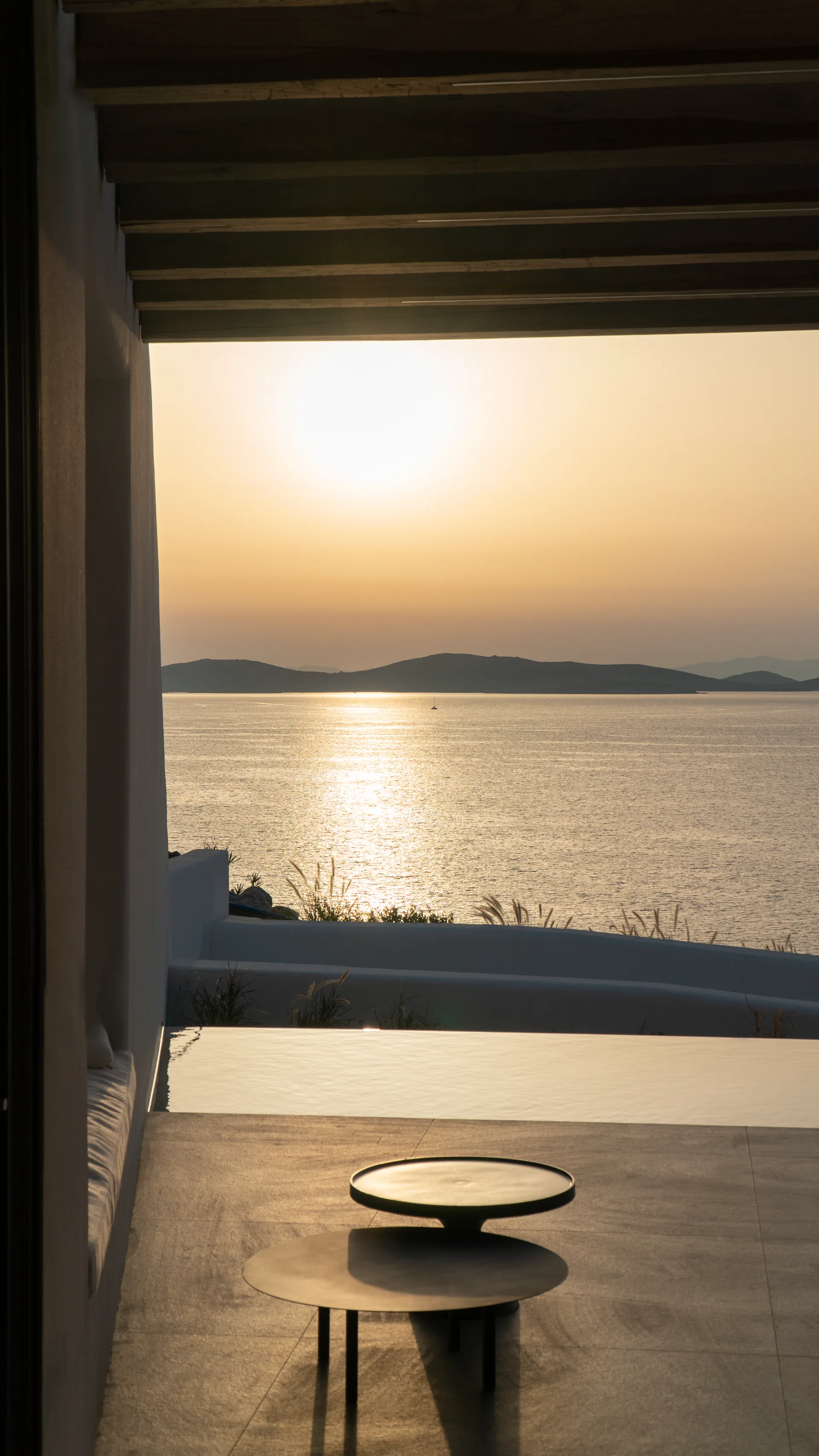 Fim de tarde sobre o mar Egeu visto da casa, em Mykonos